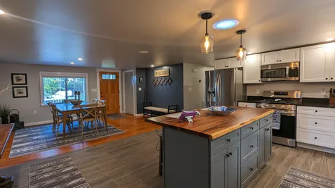 24 Old Follett Road Meredith NH 03253