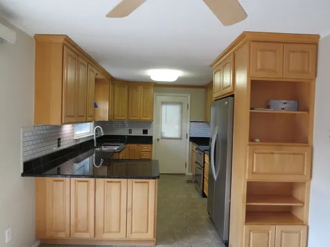 185 President Road Manchester NH 03103