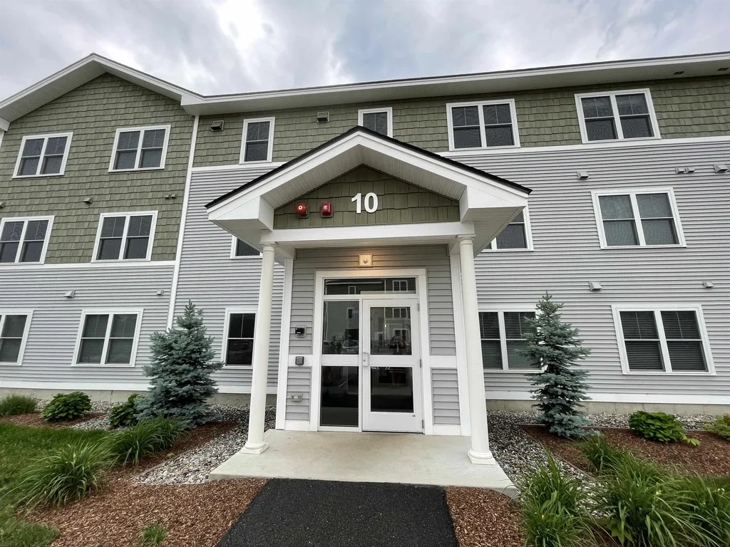 10 East Ridge Drive Milford NH 03055