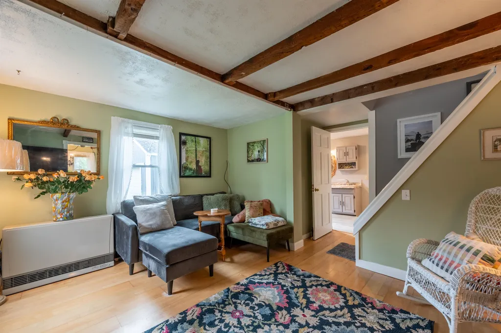 58 Library Road Grafton NH 03240