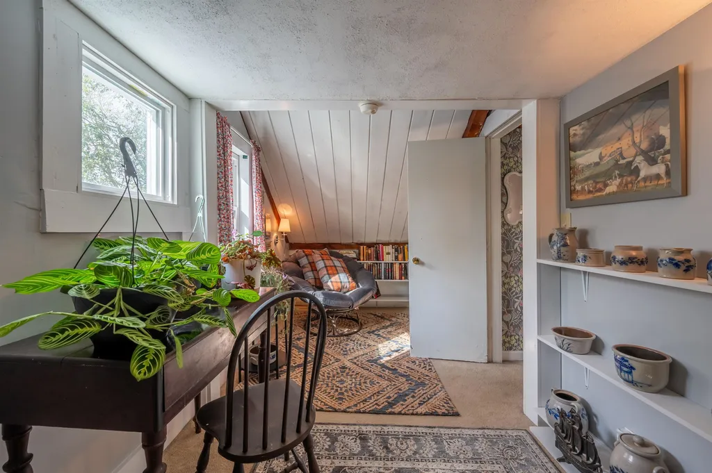 58 Library Road Grafton NH 03240