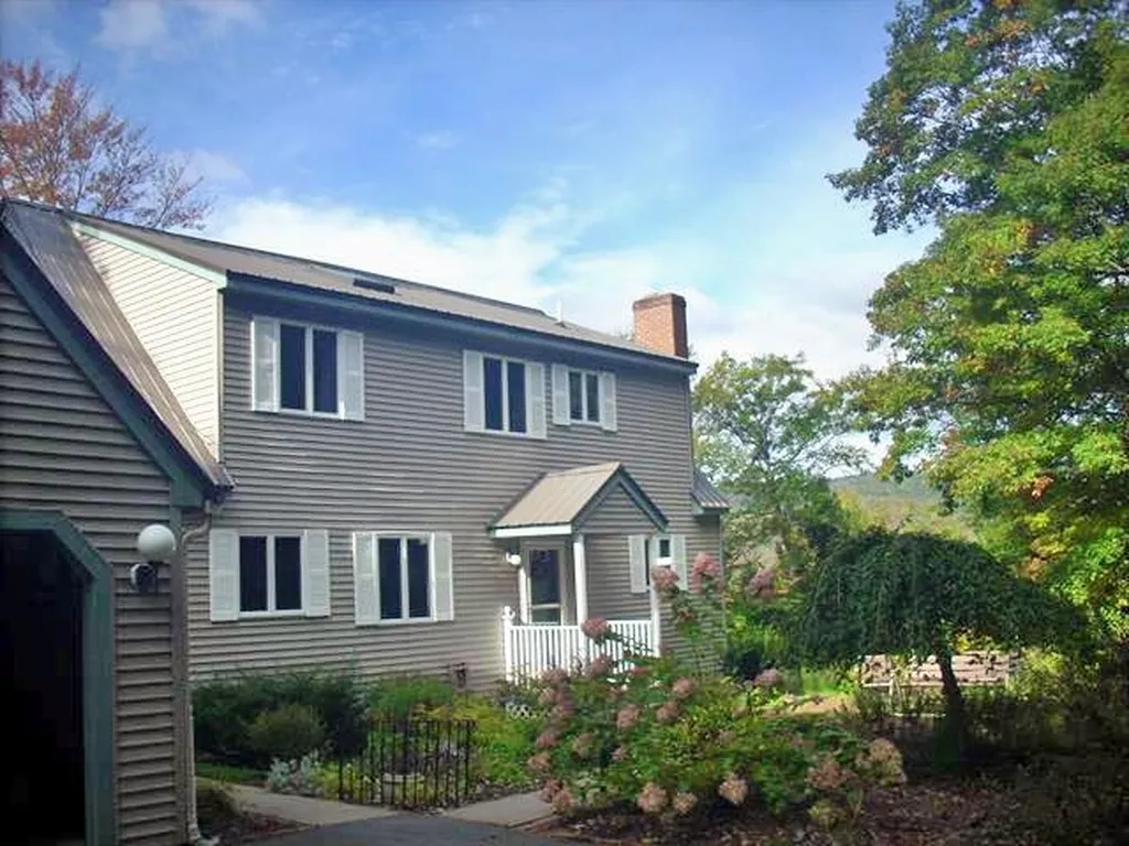 62 Riverwood Drive New Hampton NH 03256