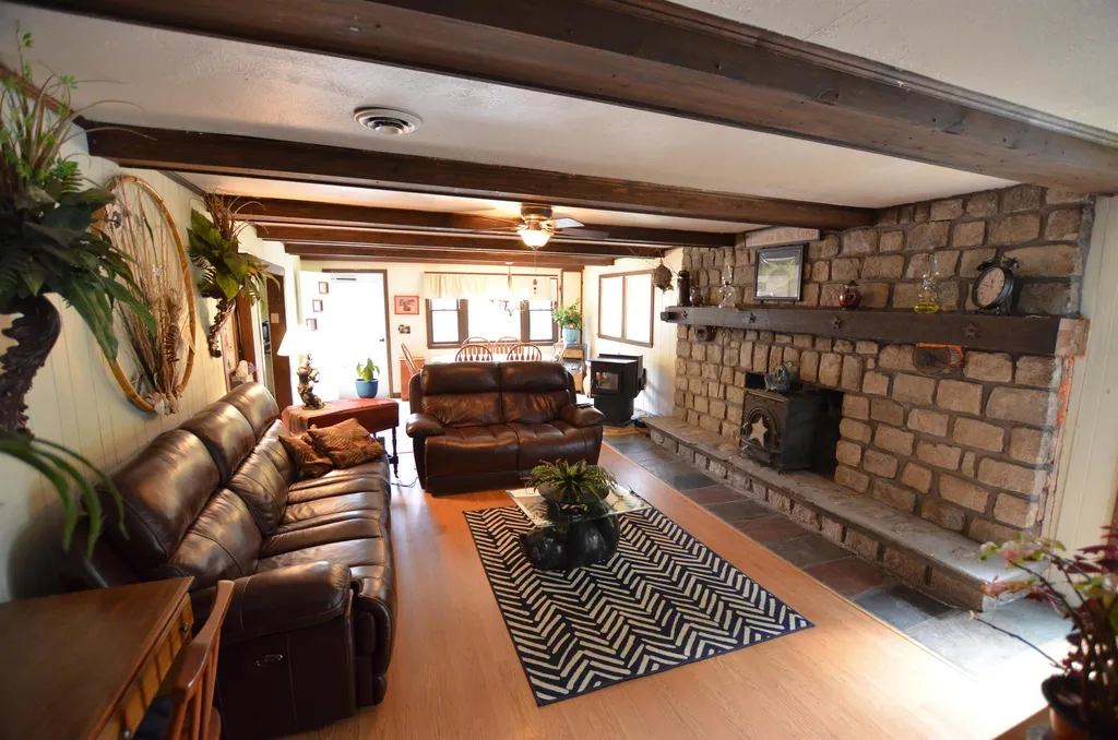 325 Route 123 N Stoddard NH 03464