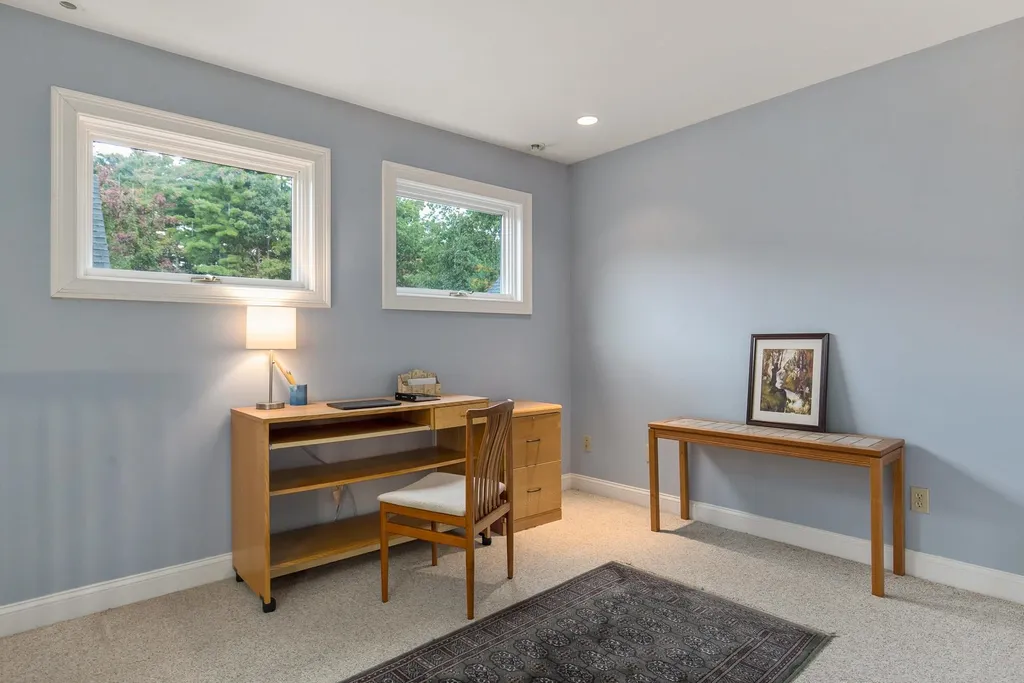 579 Sagamore Avenue Portsmouth NH 03801