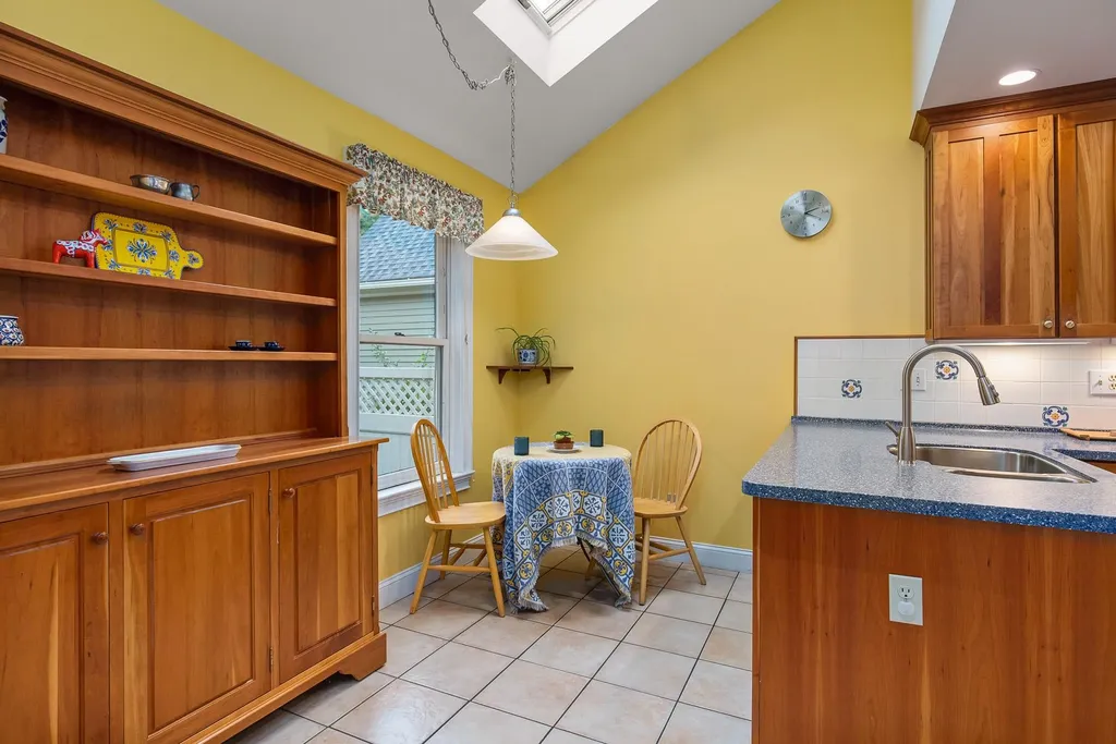 579 Sagamore Avenue Portsmouth NH 03801