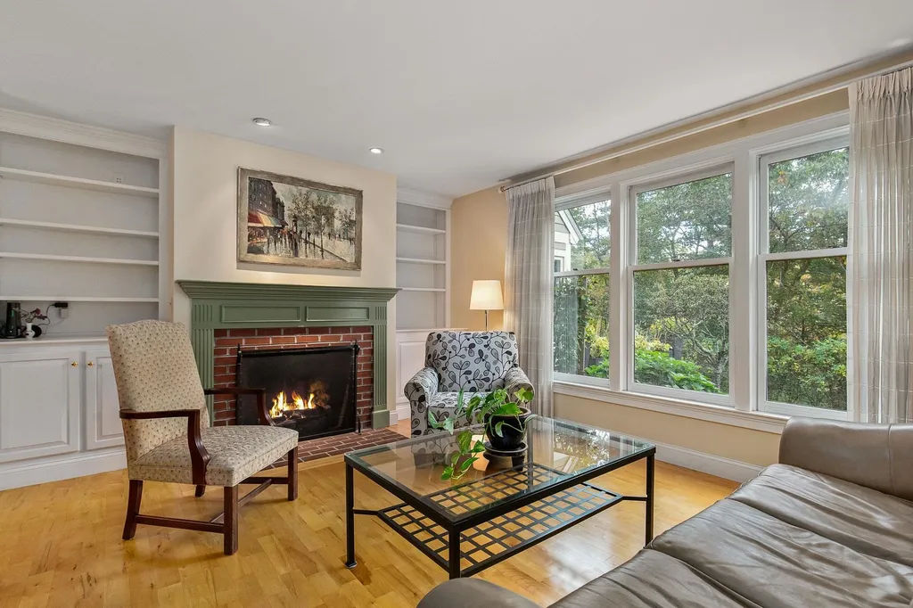 579 Sagamore Avenue Portsmouth NH 03801