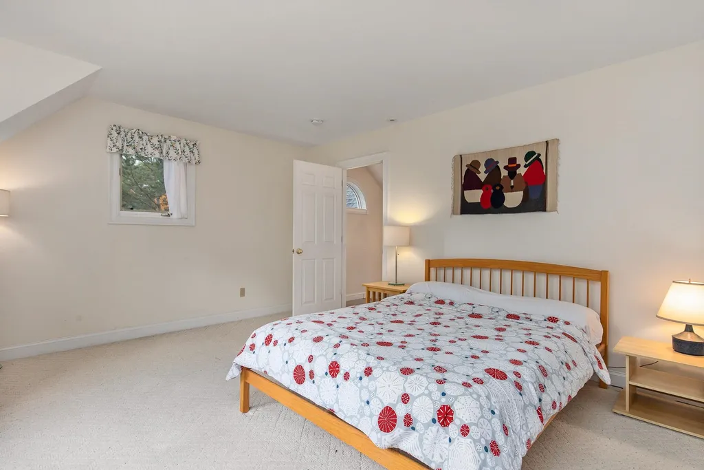 579 Sagamore Avenue Portsmouth NH 03801