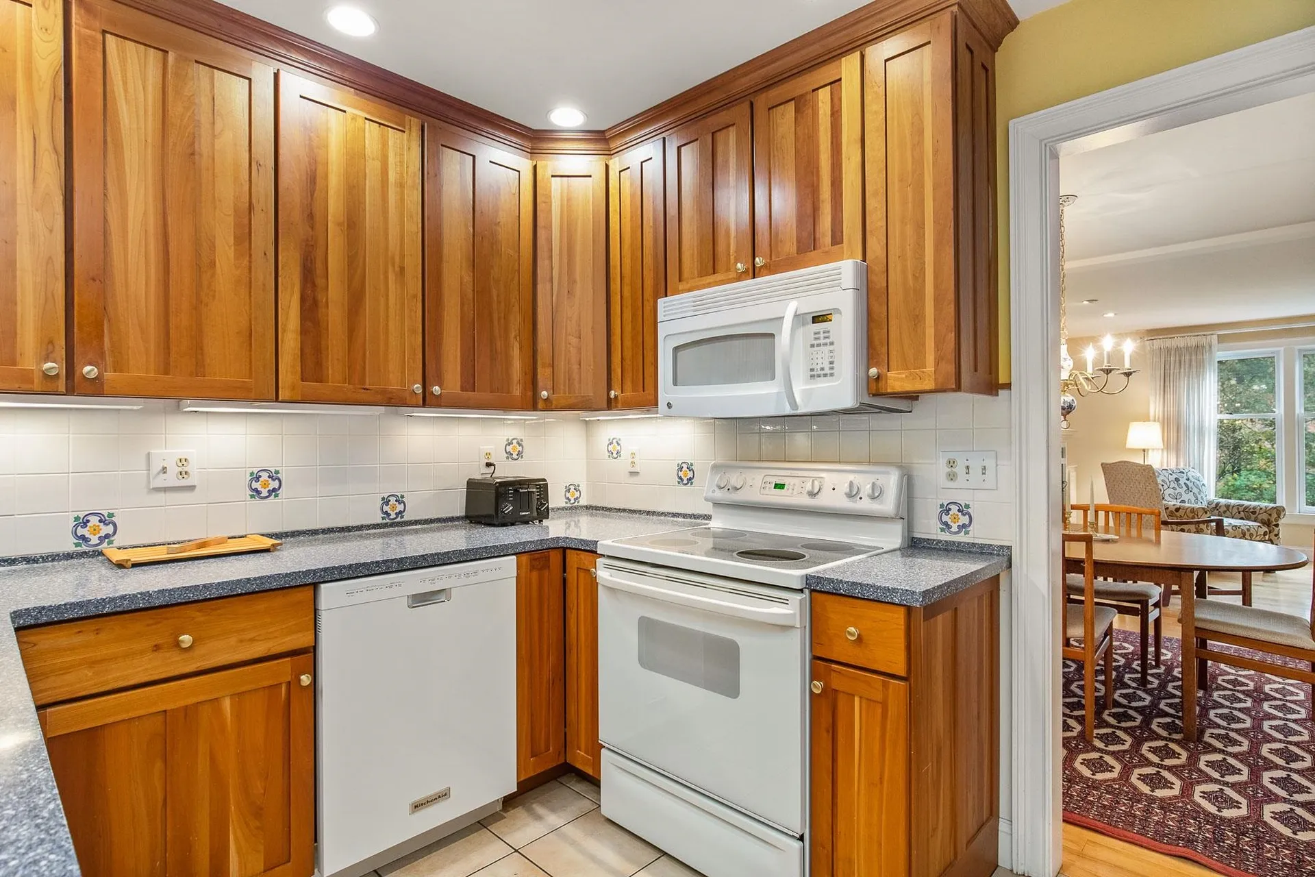 579 Sagamore Avenue Portsmouth NH 03801