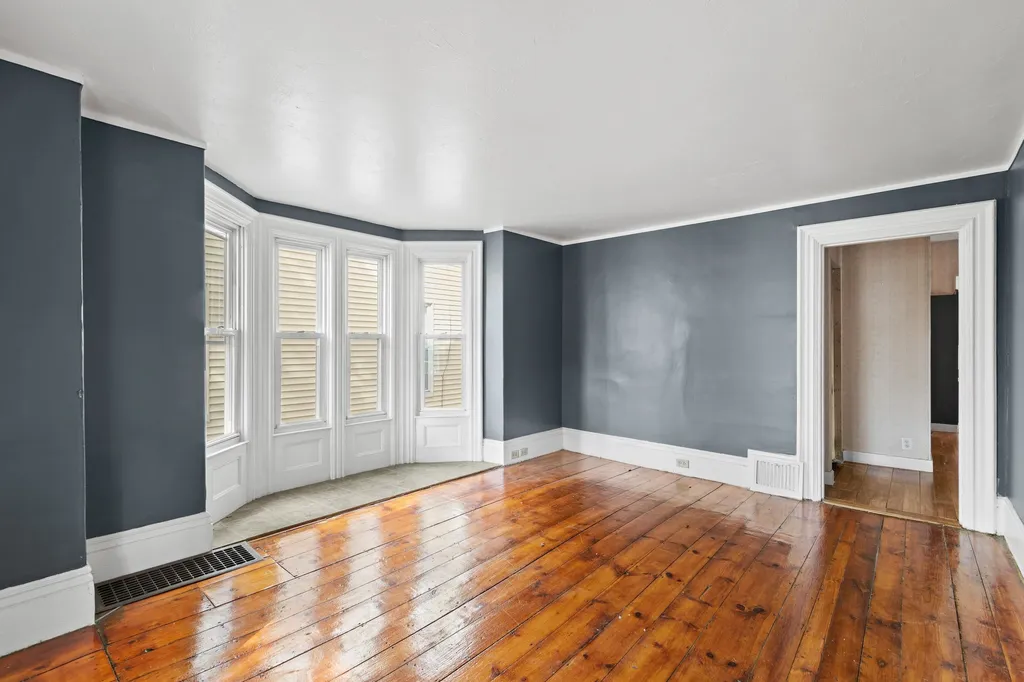 224 Laurel Street Manchester NH 03103