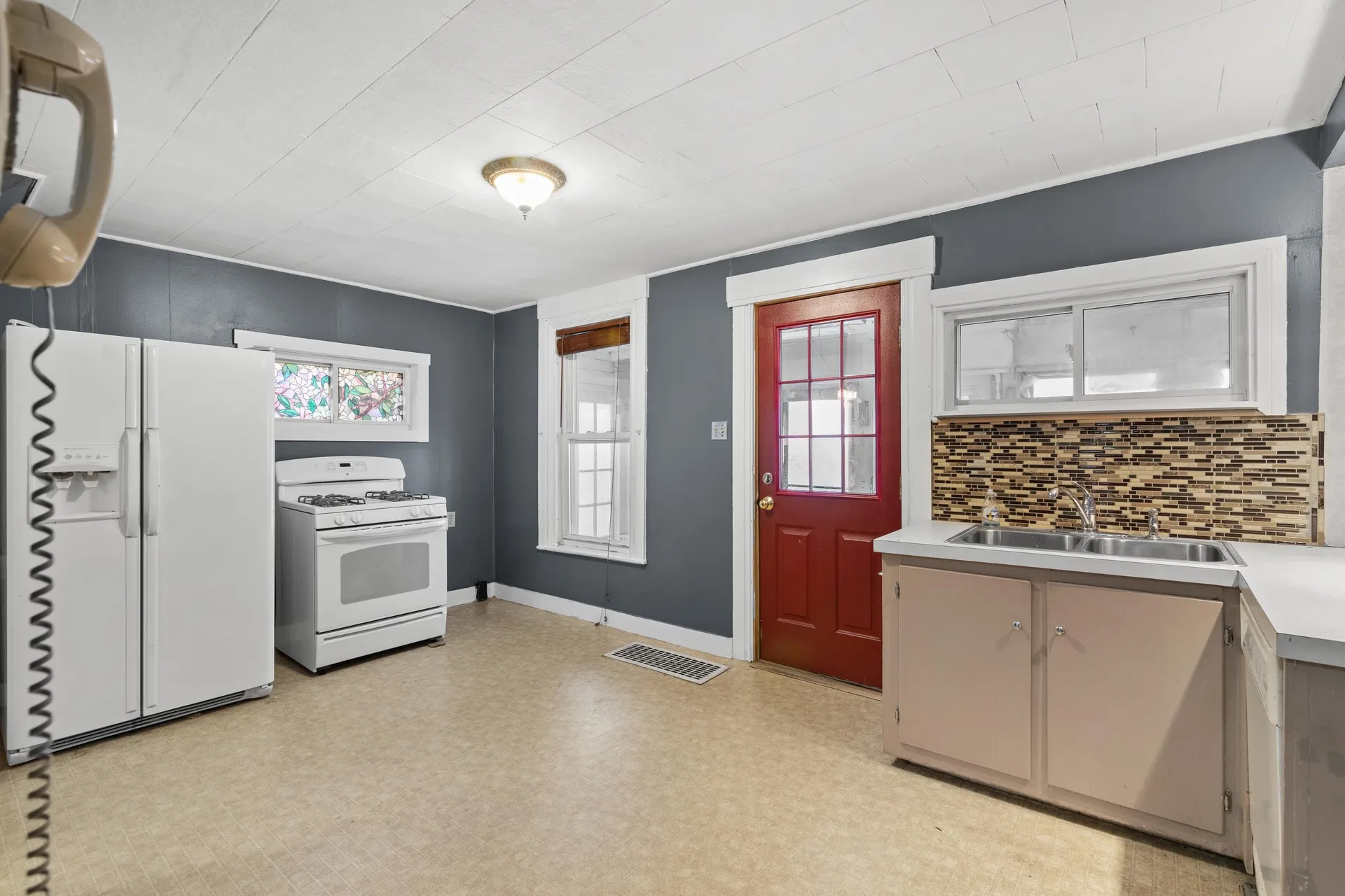224 Laurel Street Manchester NH 03103