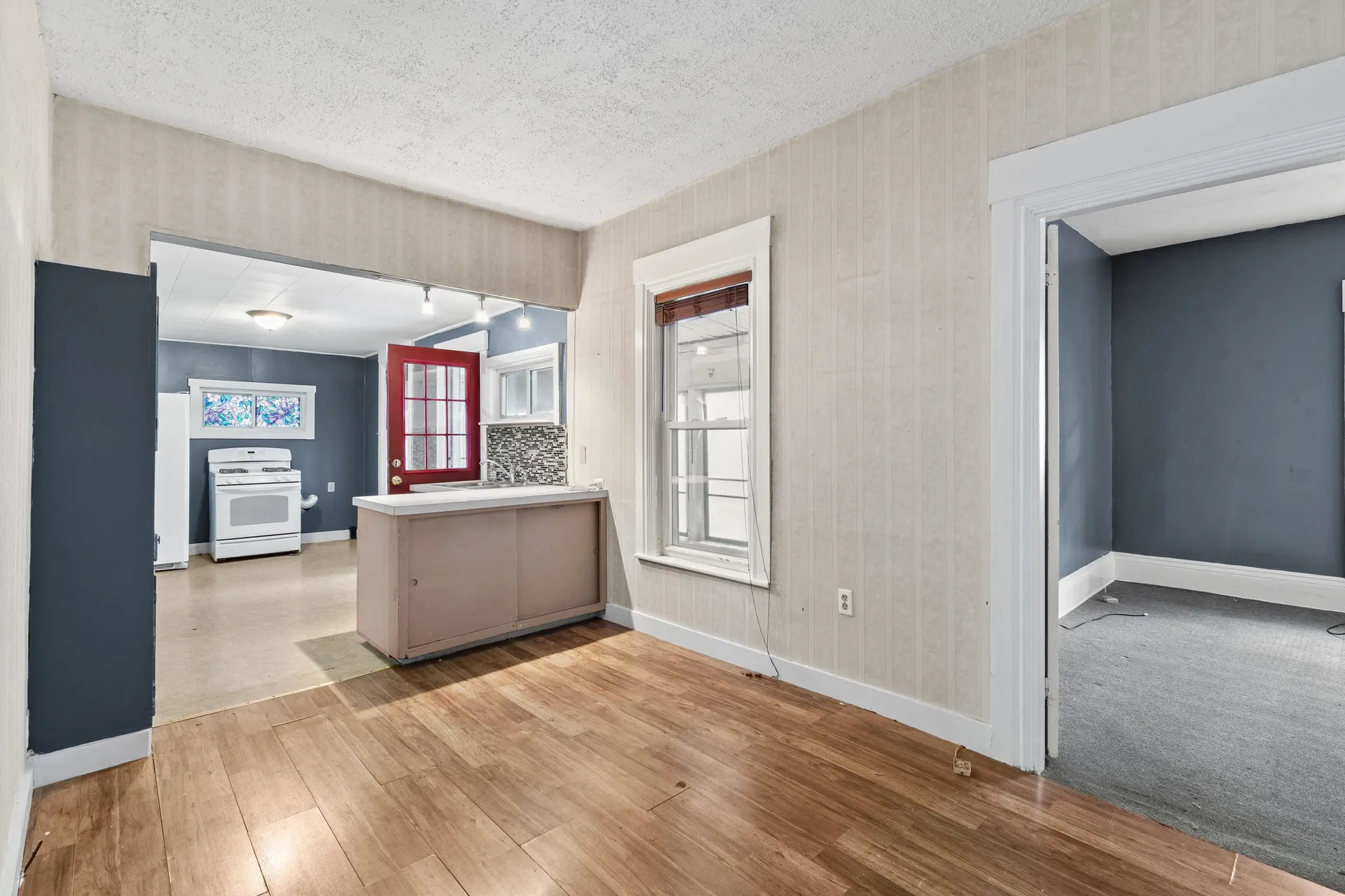 224 Laurel Street Manchester NH 03103
