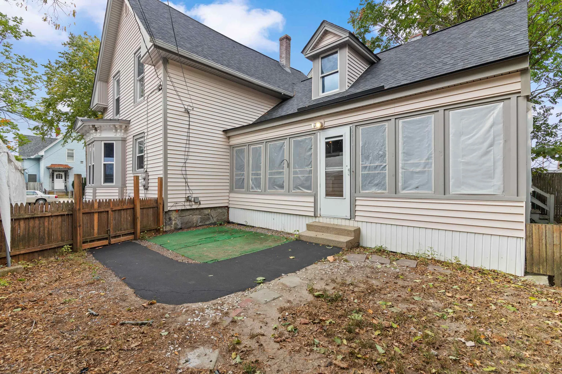 224 Laurel Street Manchester NH 03103