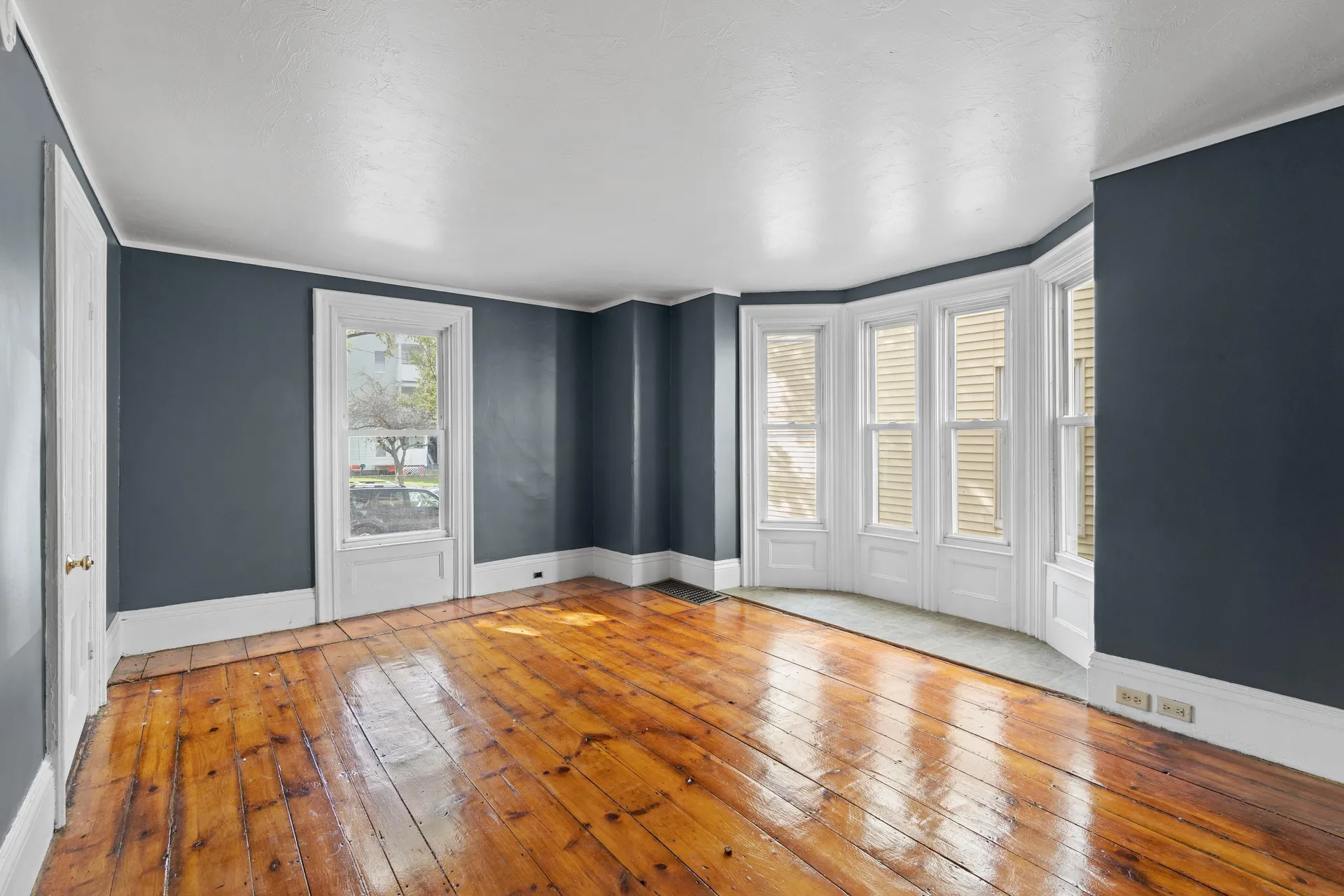 224 Laurel Street Manchester NH 03103