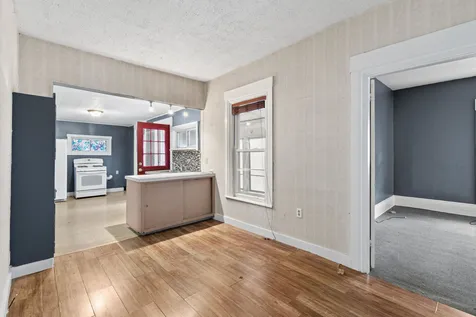 224 Laurel Street Manchester NH 03103