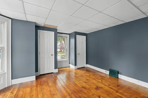224 Laurel Street Manchester NH 03103