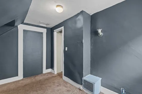 224 Laurel Street Manchester NH 03103