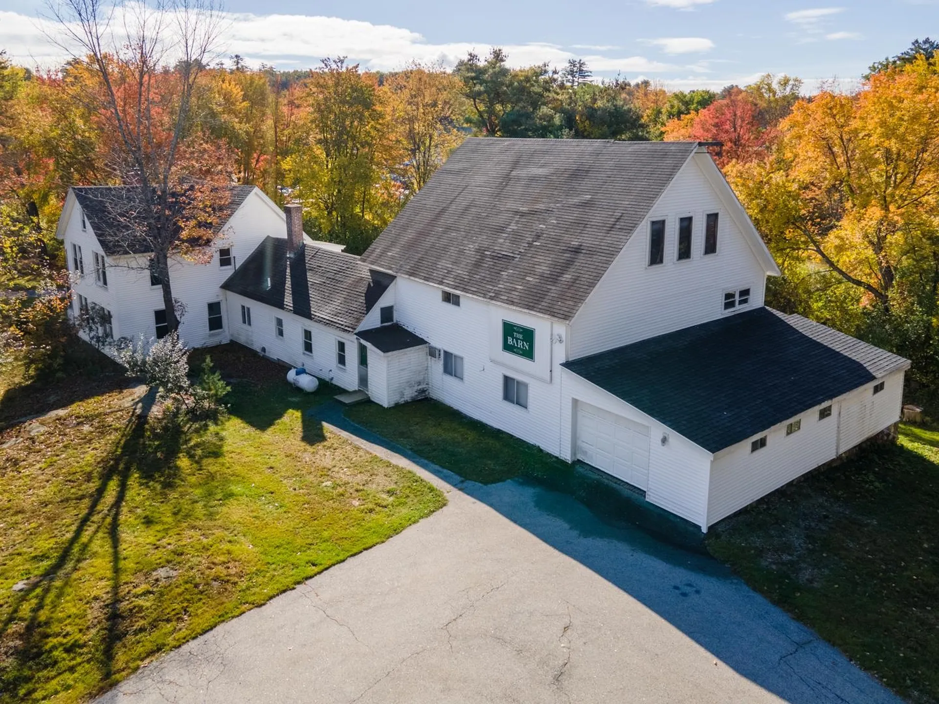 6 Leonard Avenue Hooksett NH 03106