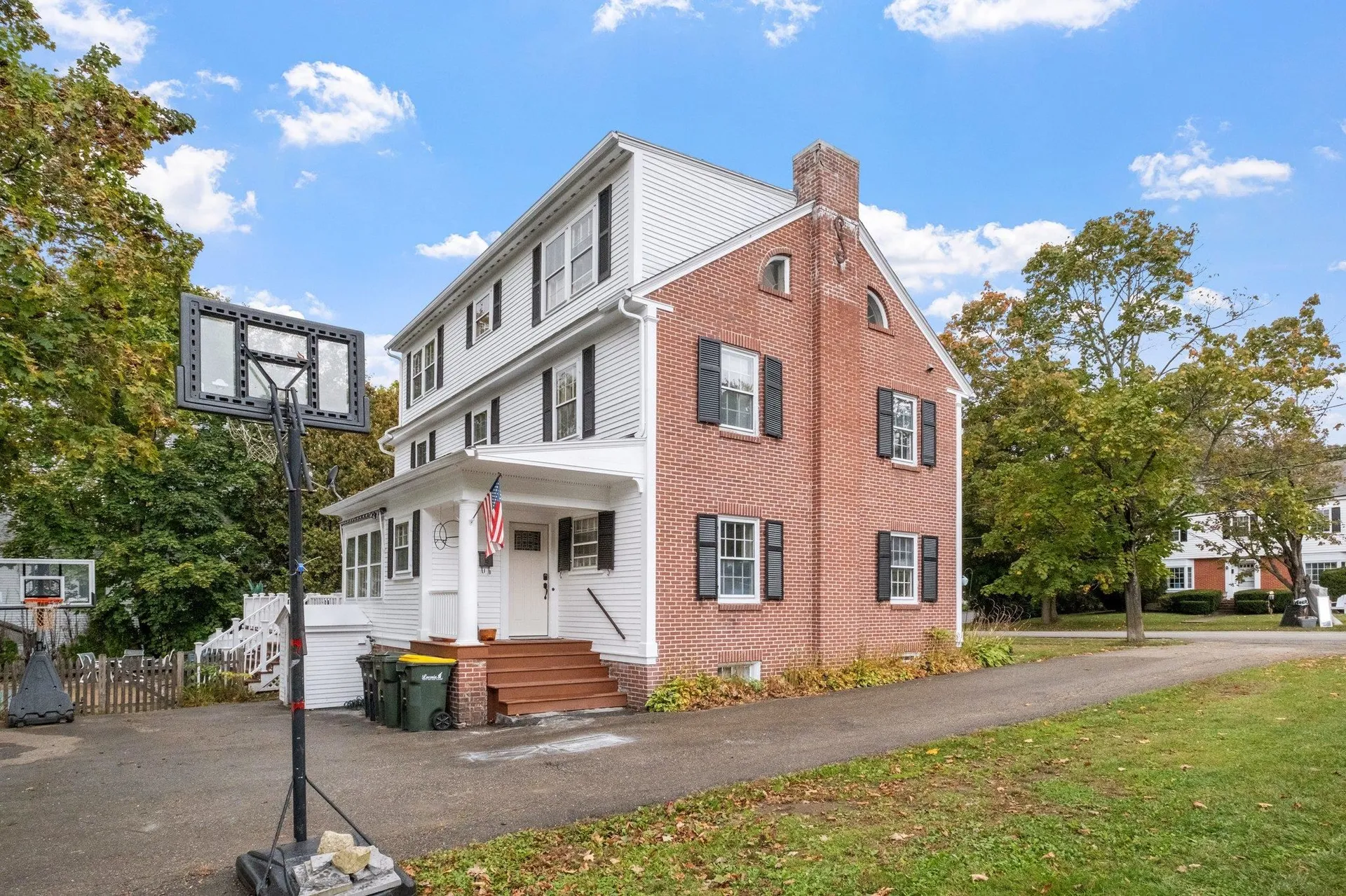 16 Gale Avenue Laconia NH 03246