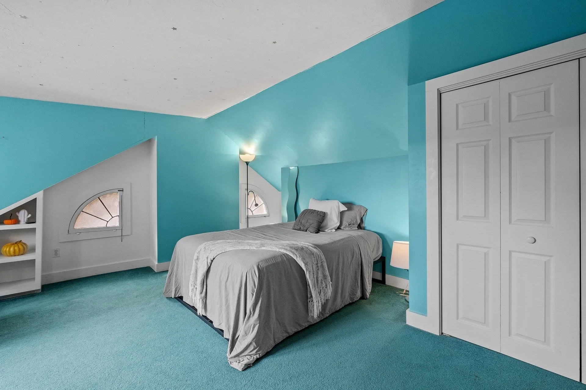 16 Gale Avenue Laconia NH 03246