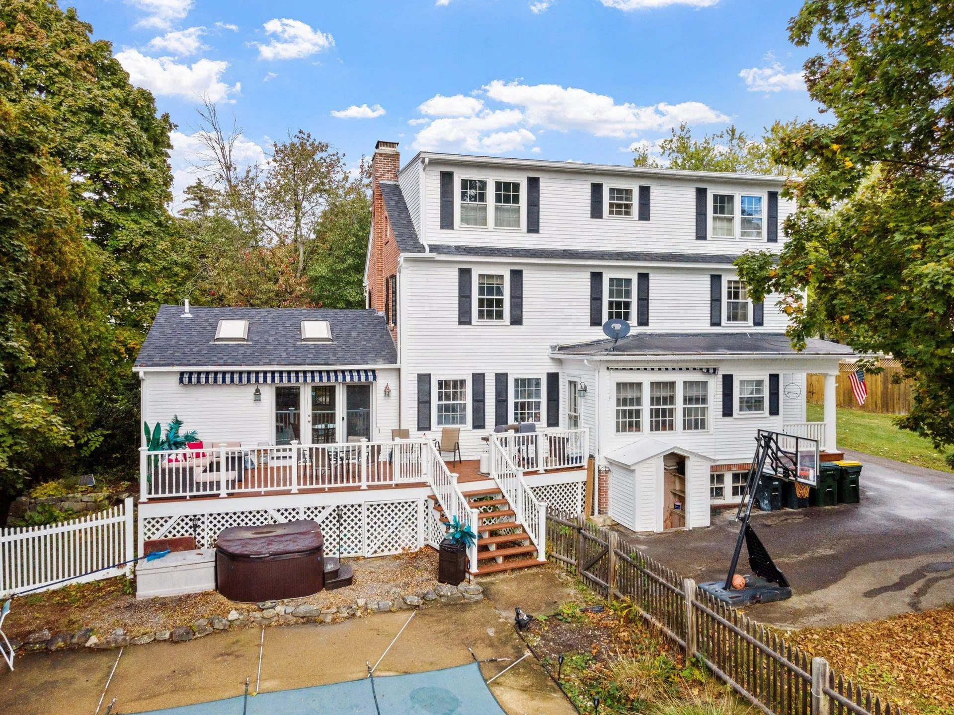 16 Gale Avenue Laconia NH 03246