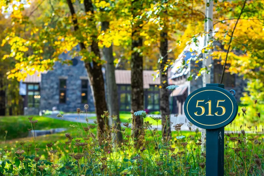 515 West Fields Road Manchester VT 05254