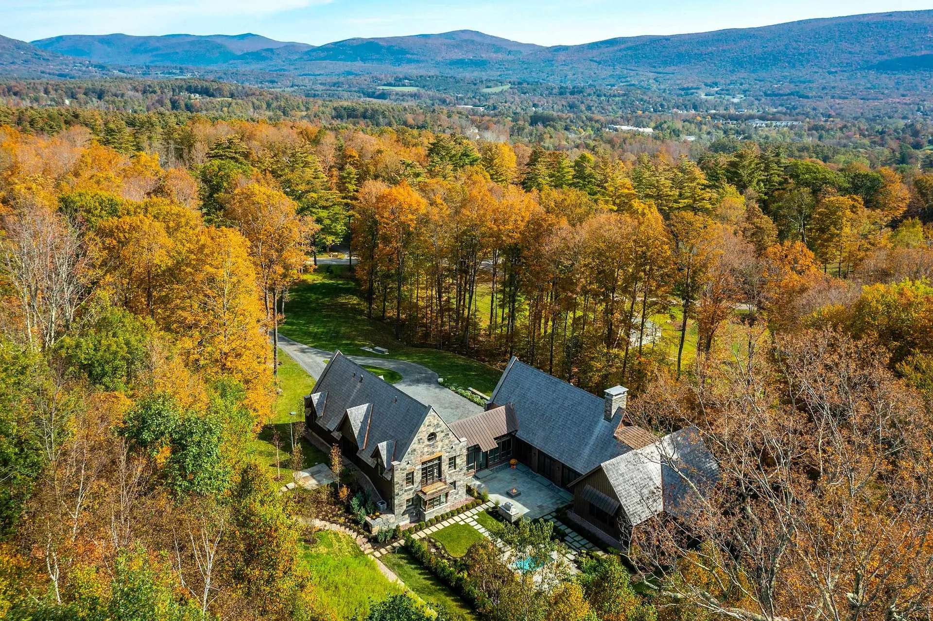 515 West Fields Road Manchester VT 05254