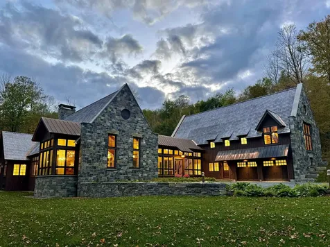 515 West Fields Road Manchester VT 05254