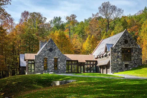 515 West Fields Road Manchester VT 05254