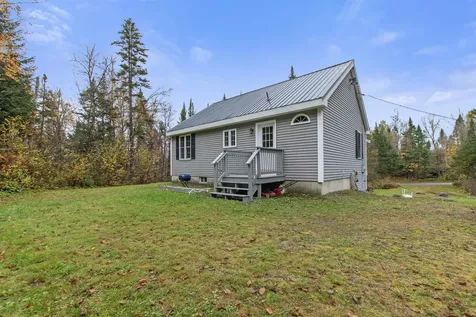 338 River Road Pittsburg NH 03592