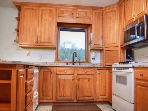 52 Lords View Terrace Richmond VT 05477