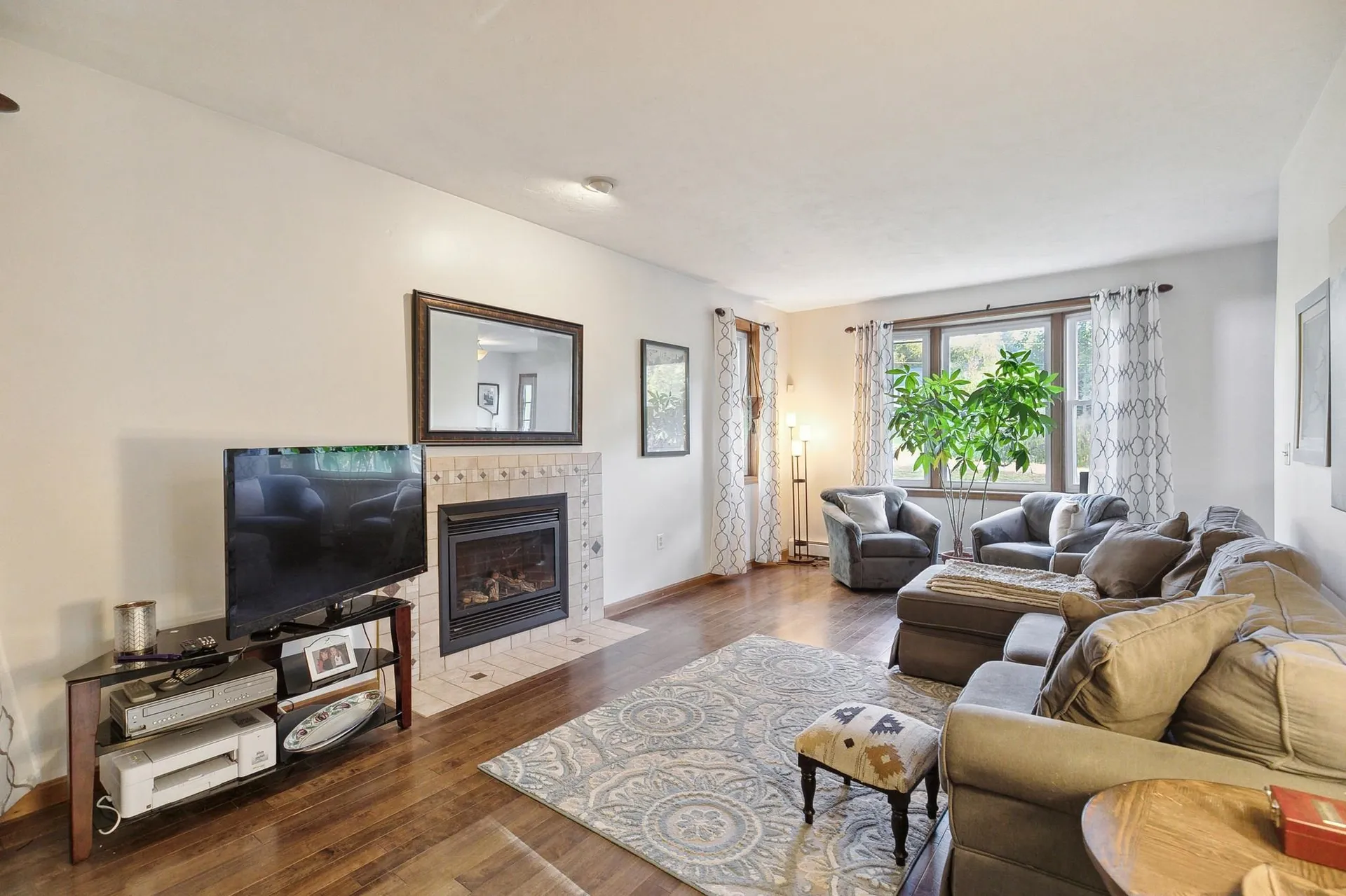 14 Morgan Farm Road Raymond NH 03077