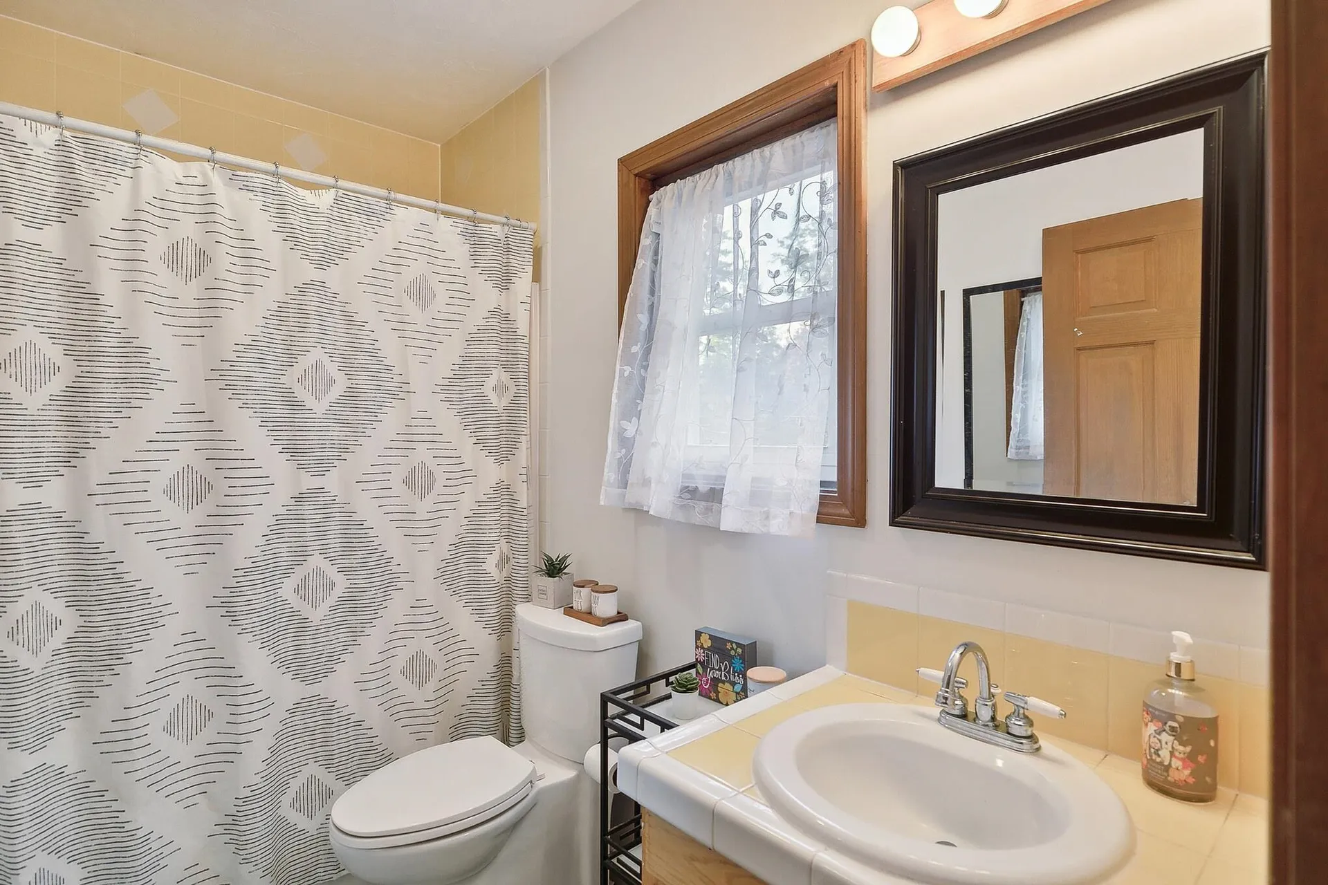 14 Morgan Farm Road Raymond NH 03077