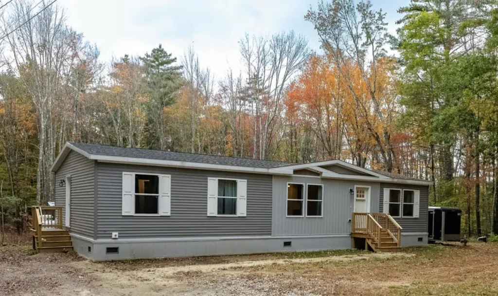 200 River Road Lebanon ME 04027