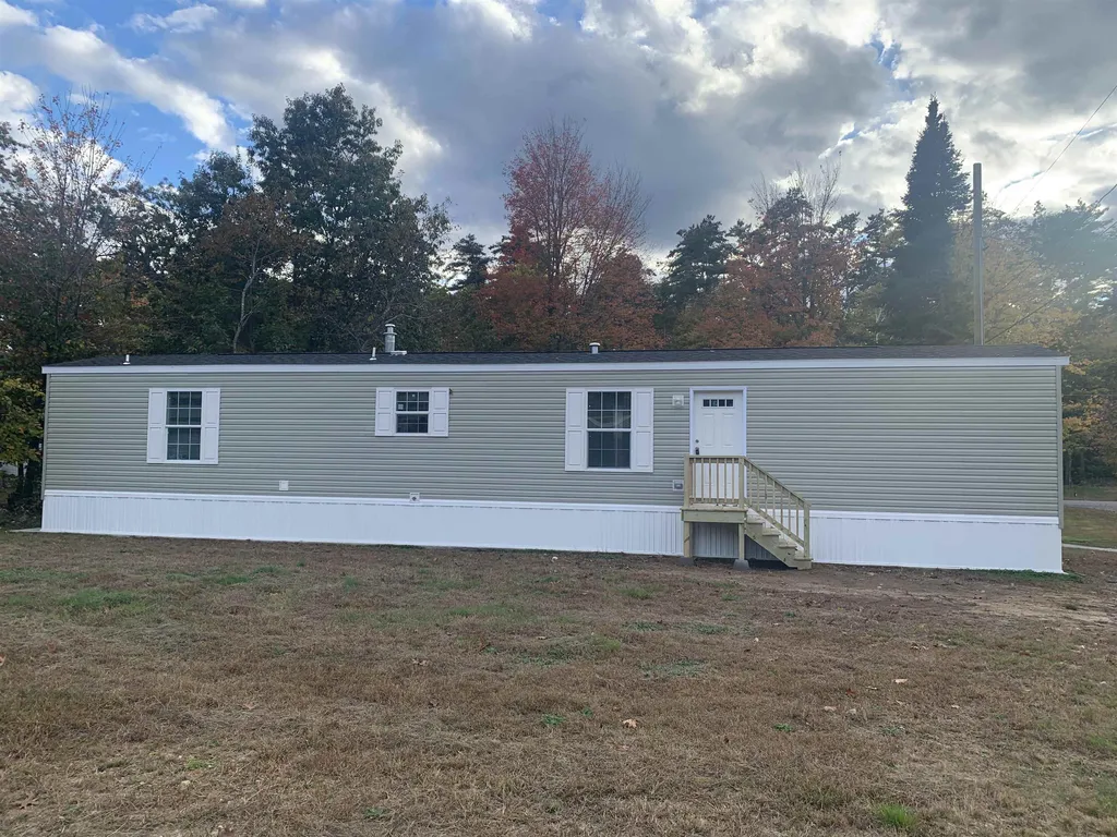 29 Center Road Milton NH 03851