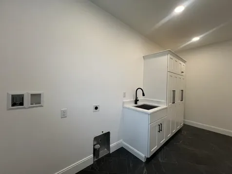 231 Sage Lane Portsmouth NH 03801