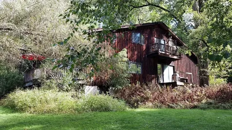 225 Camp Arden Road Dummerston VT 05301