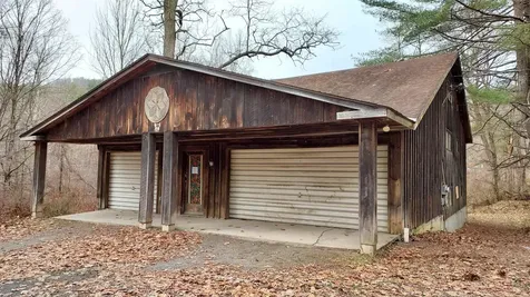 225 Camp Arden Road Dummerston VT 05301