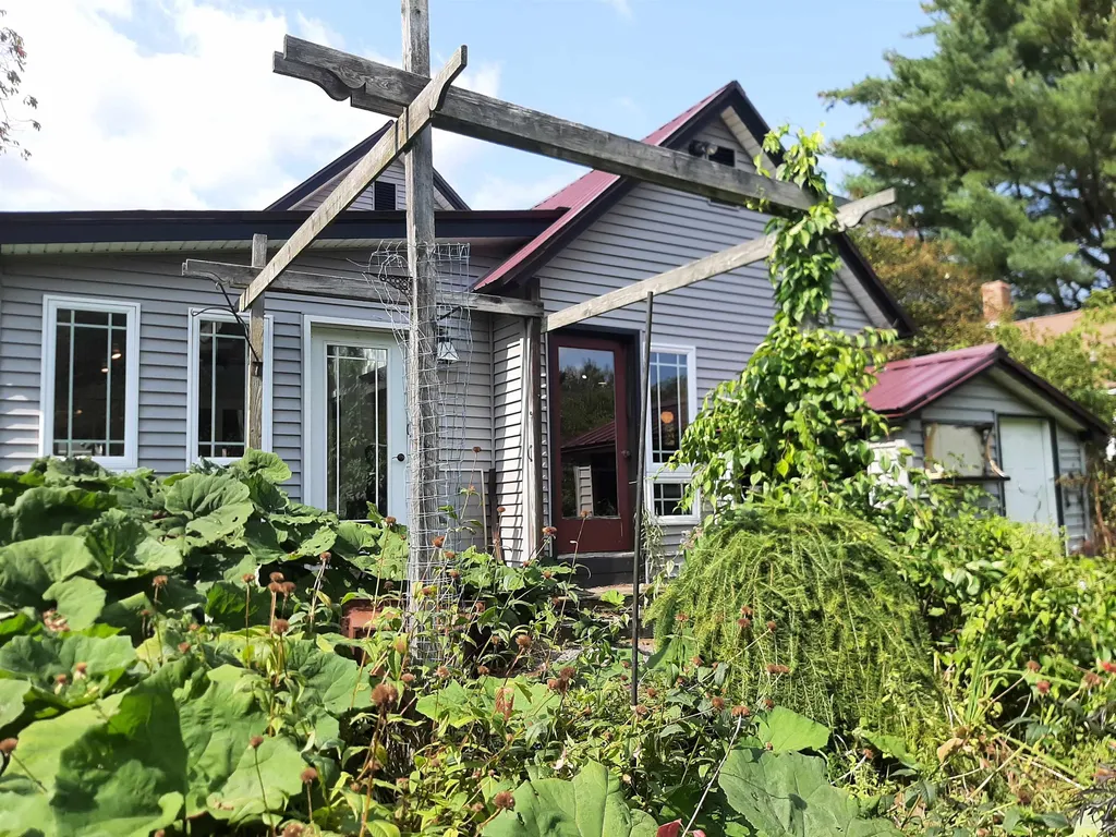 103 Colby Street Colebrook NH 03576