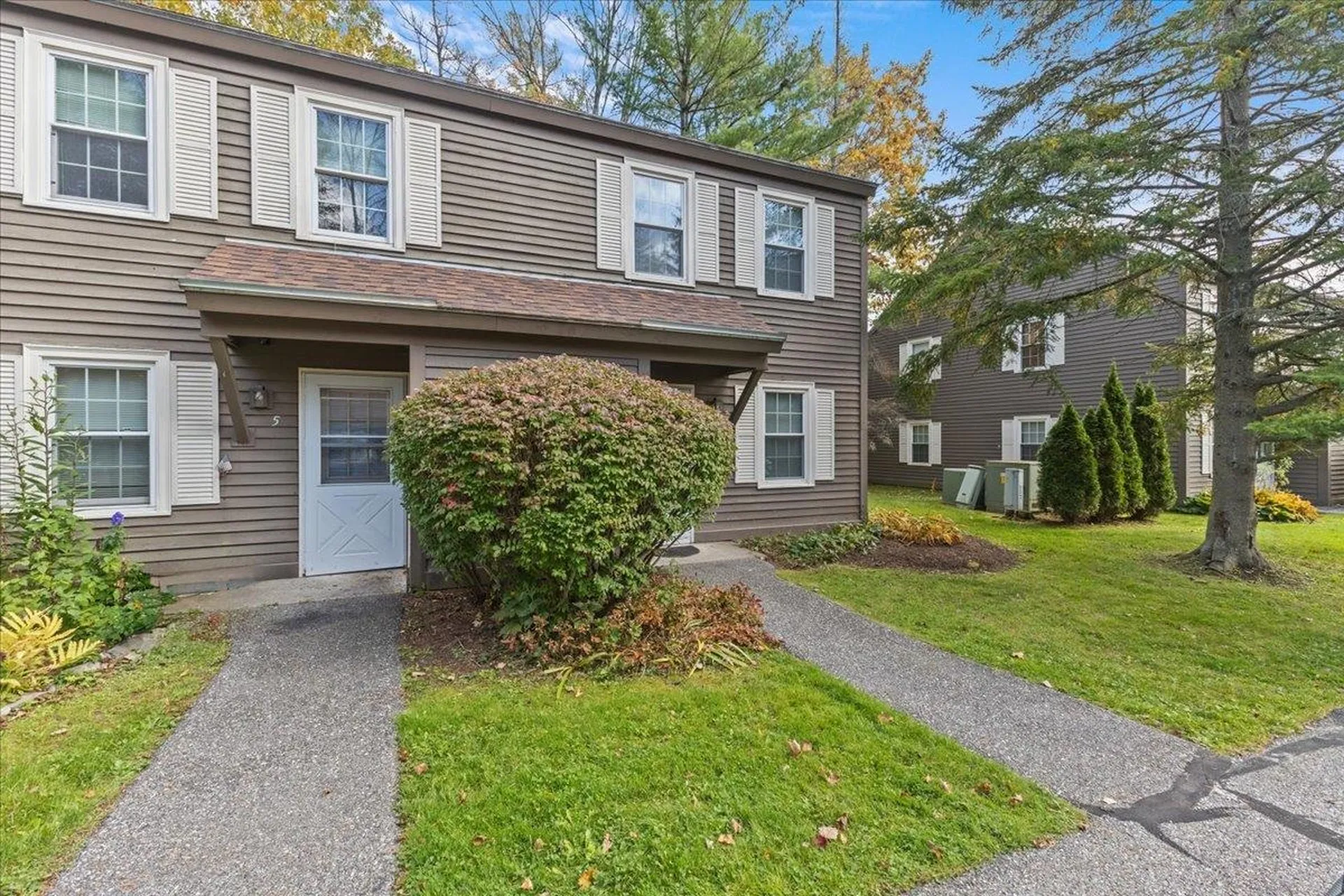 6 Hayes Avenue South Burlington VT 05403