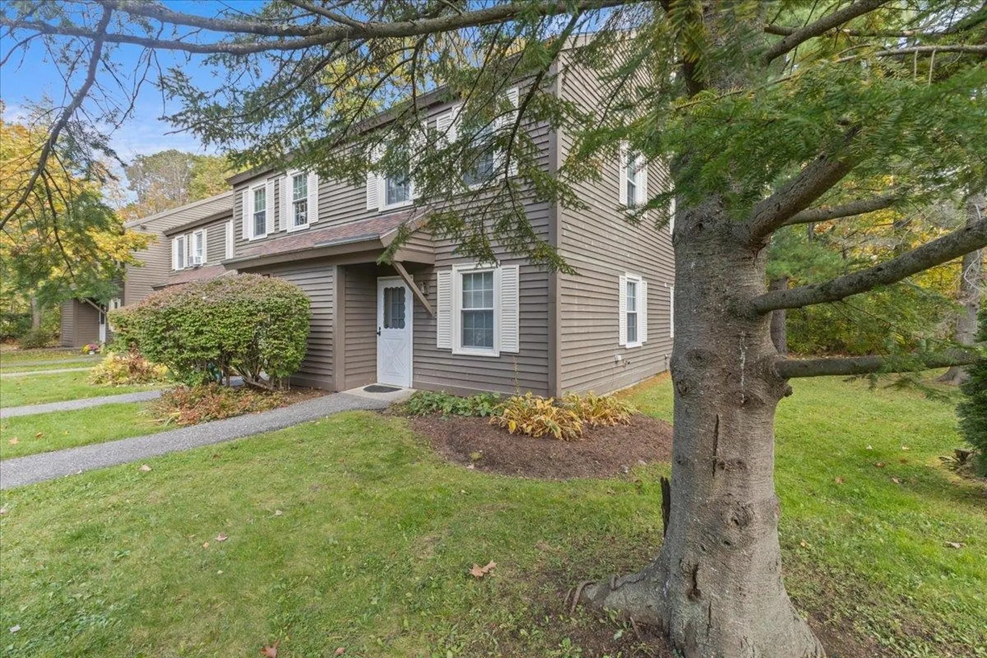6 Hayes Avenue South Burlington VT 05403