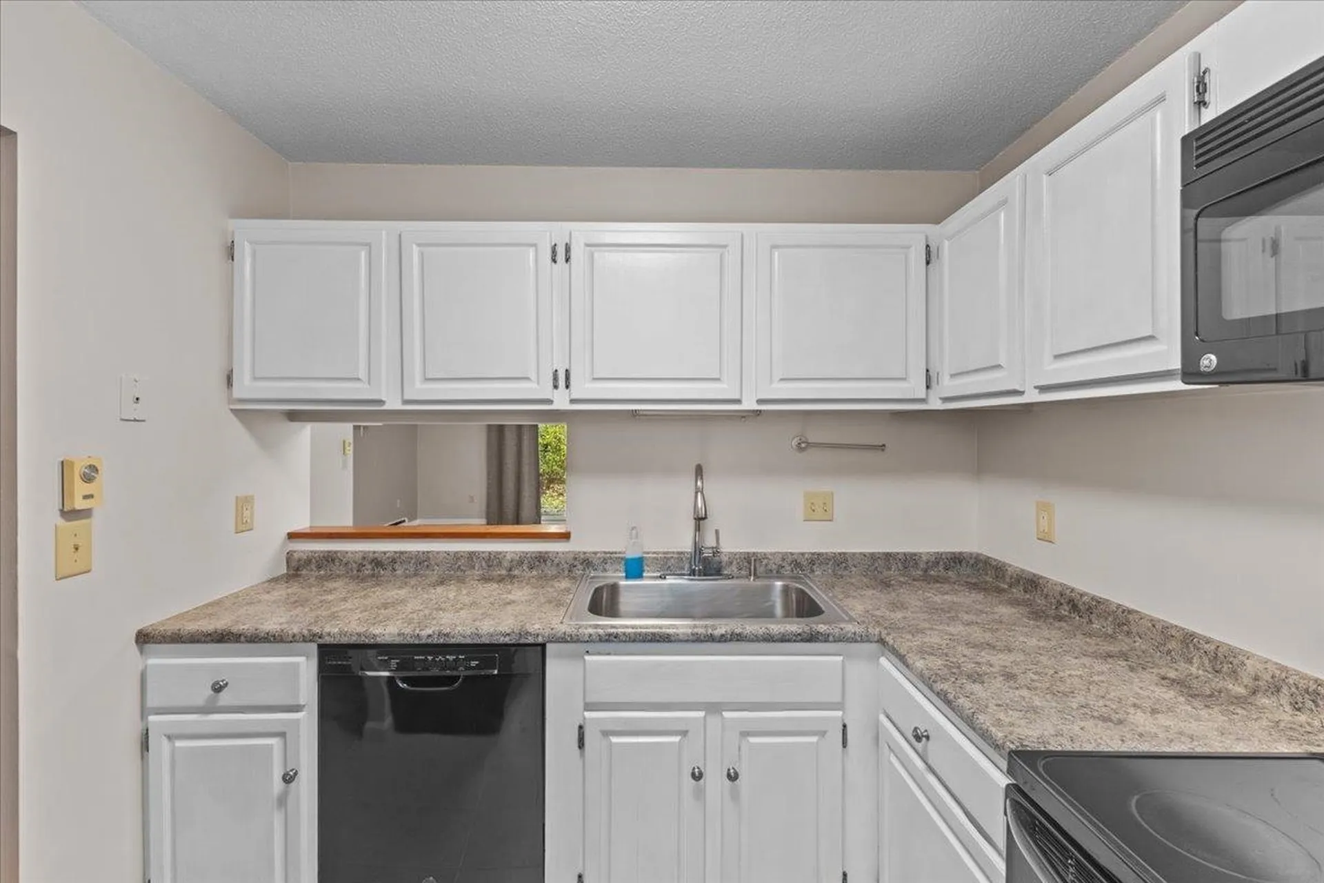 6 Hayes Avenue South Burlington VT 05403