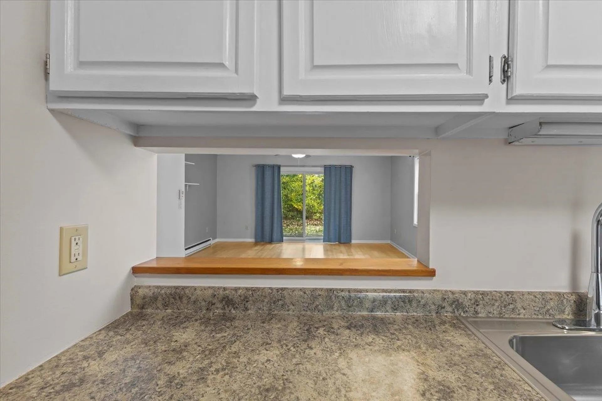 6 Hayes Avenue South Burlington VT 05403