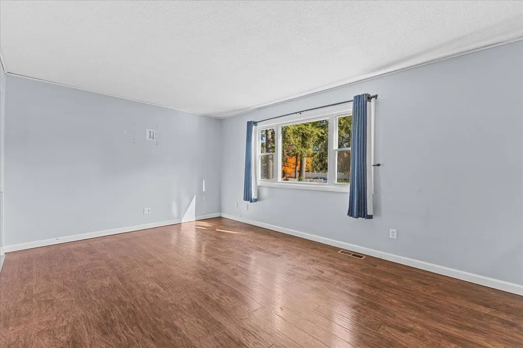 71 Woodcrest Circle Milton VT 05468