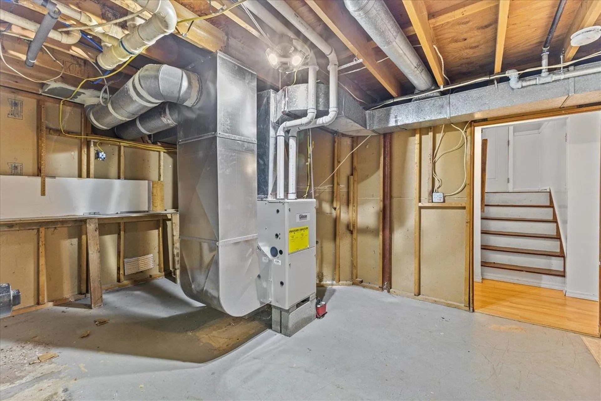 71 Woodcrest Circle Milton VT 05468