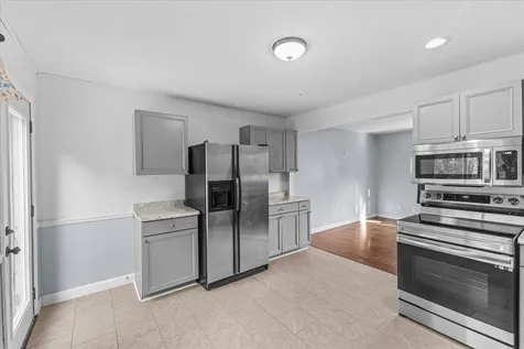 71 Woodcrest Circle Milton VT 05468