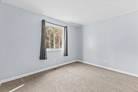 71 Woodcrest Circle Milton VT 05468
