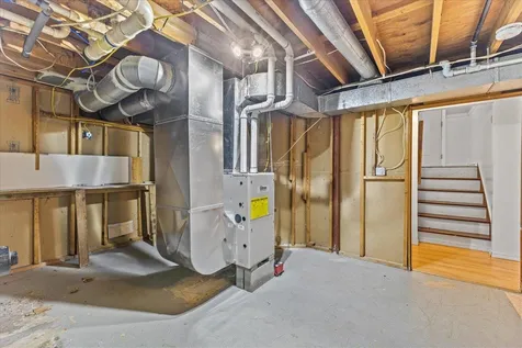 71 Woodcrest Circle Milton VT 05468