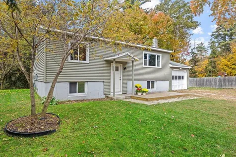 71 Woodcrest Circle Milton VT 05468