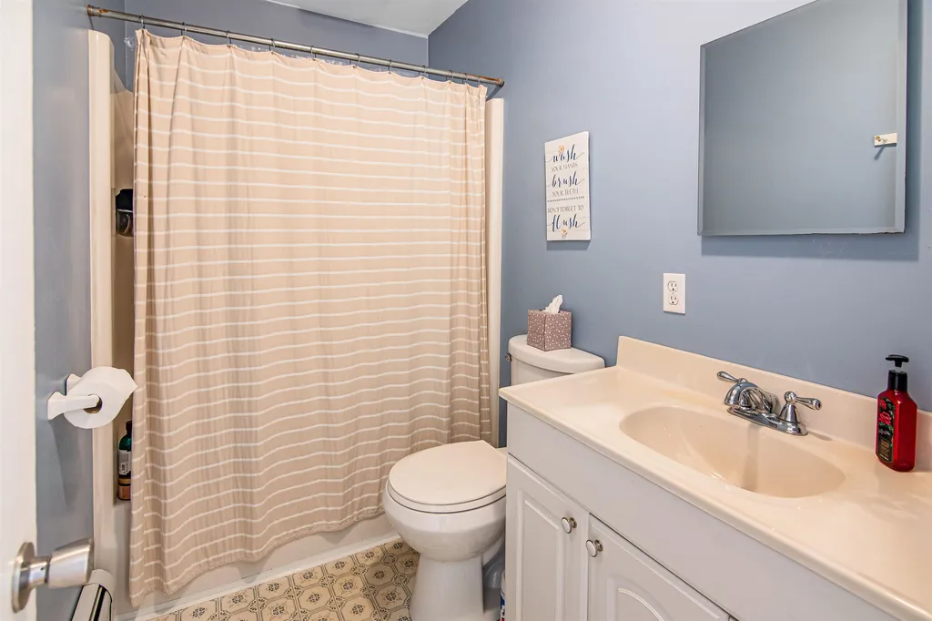 56 Sunset Circle Georgia VT 05468