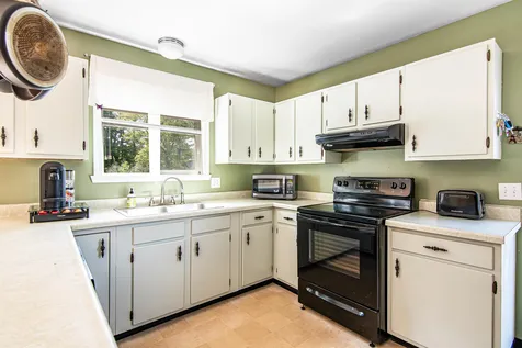 56 Sunset Circle Georgia VT 05468